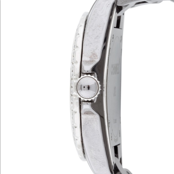 Chanel J12 38mm